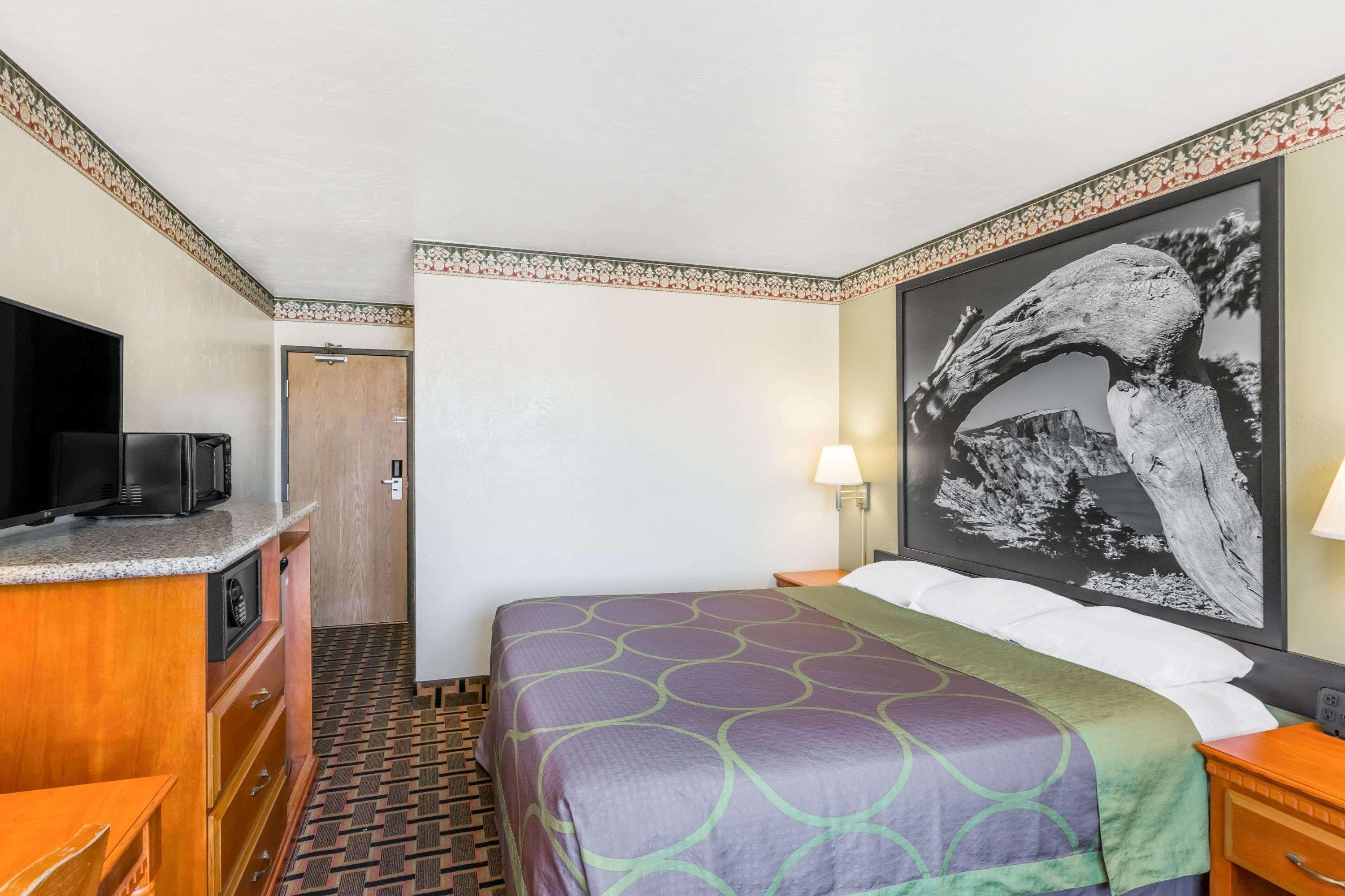 Super 8 By Wyndham Grants Pass Motel Exterior foto